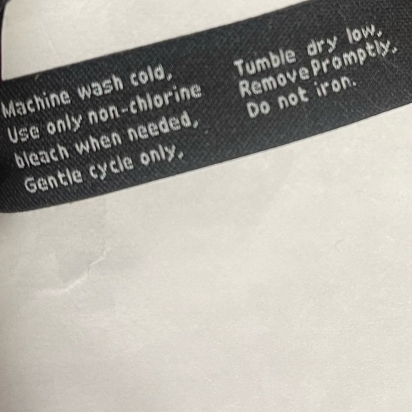 Whitley Willows Microfiber Printed Beach Towel - Shells - Picture 4 of 5